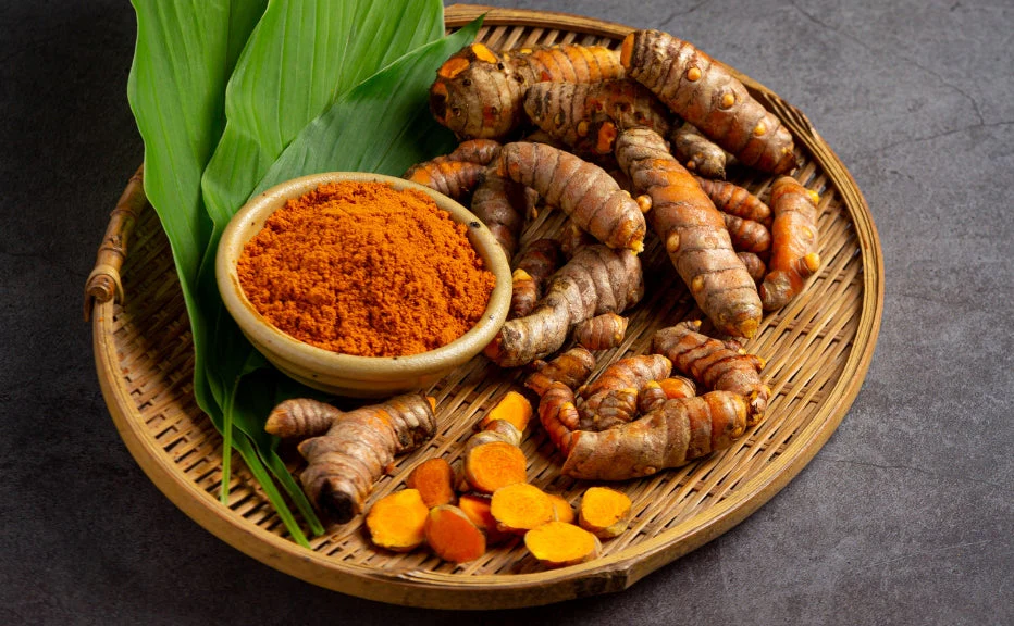 Turmeric Root and Powder for Weight Loss